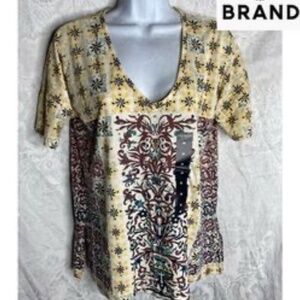 NWT Lucky Brand size Medium short sleeve T-shirt cotton/polyester